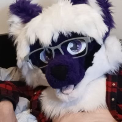 22 | UK Furry | He/They | Bi | 💜 OmegaWolf |
The misadventures of a horny, kinky, and nerdy wolf |
🔞Minors DNI