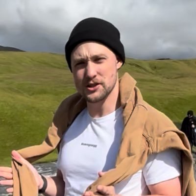 jakealangrant's profile picture. Playin’ for keeps