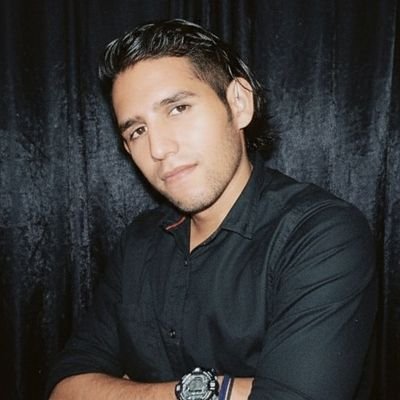 RealAlfonzoJP's profile picture. Superviviente oficial de la generación que lo tuvo todo y aun así eligió joderse la vida con estilo.
Si te ofende mi honestidad brutal, ya somos dos