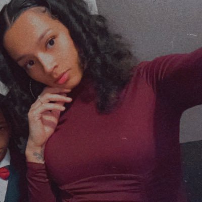 Pinkkpoison1's profile picture. Garden Fairy 🧚♀️🪴🥀