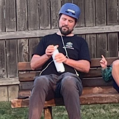 I might be wrong but I'm not lying. comedian/farmer https://t.co/6Wxyf8v1xo https://t.co/m6GAoJtxVM