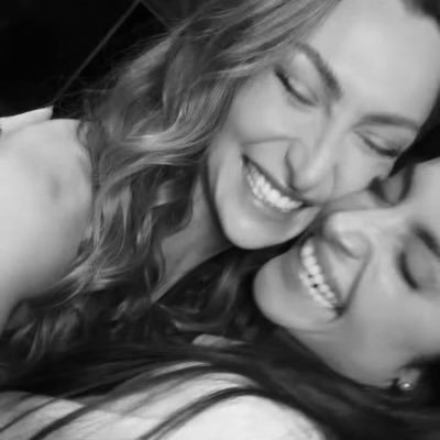 xequelife's profile picture. larii dos edits sertanejos 👩🏻‍❤️‍💋‍👩🏼