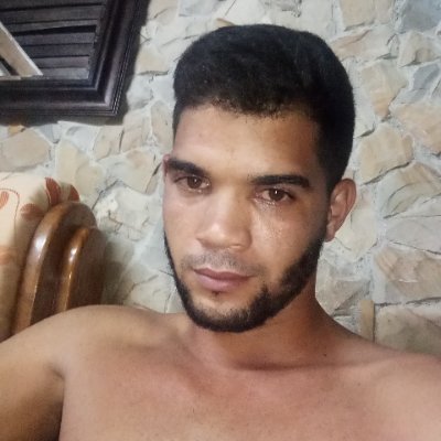 LeandroR72446's profile picture. 