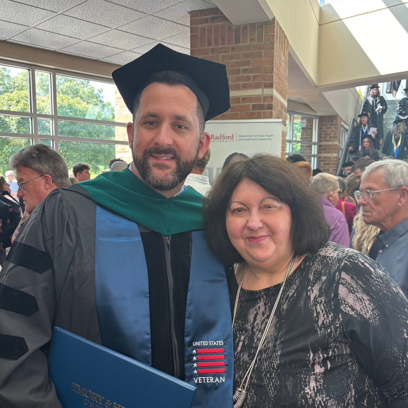 HTay2025's profile picture. conservative values, mother of 5, married