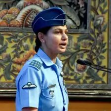 Fliyingvyomee76's profile picture. Soaring above limits. Aspiring pilot, relentless dreamer, fearless explorer. ✈️”