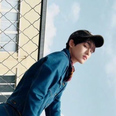 💙Winwin|晴天娃娃💙https://t.co/gBx3gmMezn Follow him 🥰 https://t.co/C5m2j3czmg #WINWIN #董思成 #윈윈