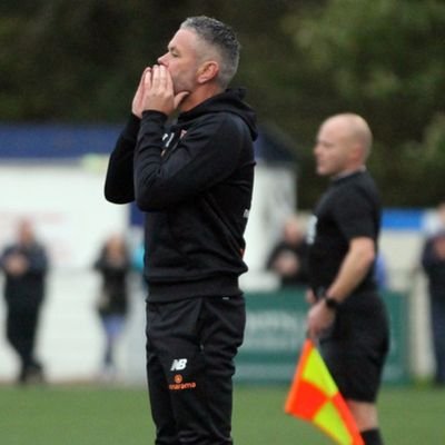 Football Manager/Coach ||| Professional Footballer of 14 Years ||| All views my own ⚽