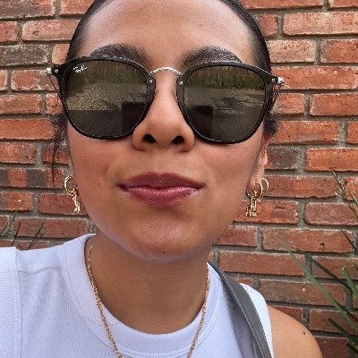Mujer delgada que no flaqueará jamás