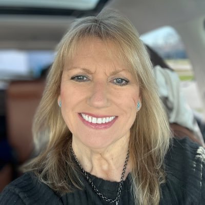 patti32956570's profile picture. @allpatti