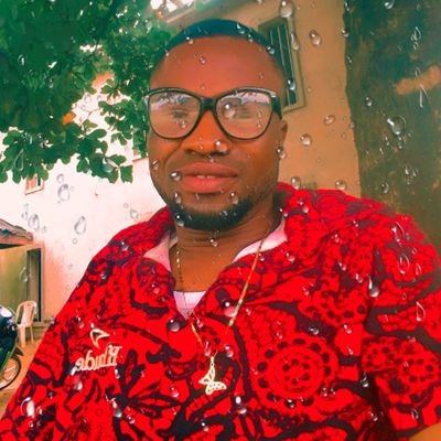 Am a jovial type, I like being friends to many, I don't like discrimination, and I like singing, God is the reason for my success,.............................