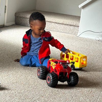 AlejeOdeh_'s profile picture. if at all, I'm Alive