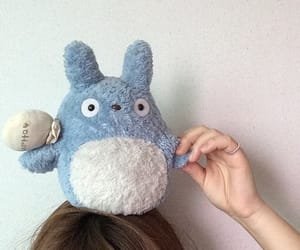 ShahzebAhned's profile picture. People who live in glass houses shouldn't throw stones