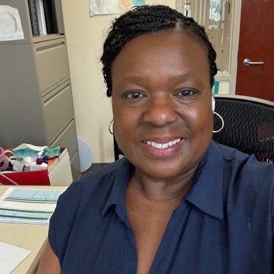 Social Worker, mom, baker, country to town kinda girl. #Eagles #Steelers, #Lakers, #WVU, #OPEIU Local459 Sec/Treasurer #UnionStrong!