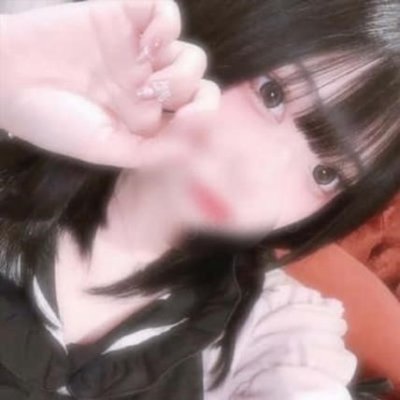 cngjng325585's profile picture. 成人済み  154cm  E  人見知り  フォローDM⭕