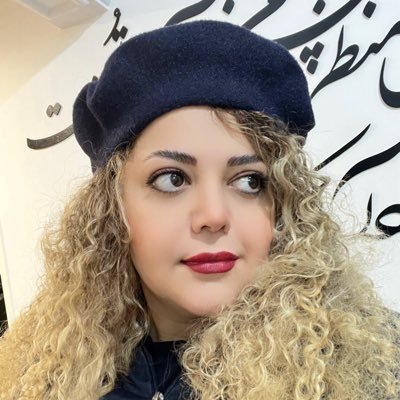 ما را نمیتوان یافت بیرون ازین دو عبرت / یا ناقص الکمالیم یا کامل القصوریم