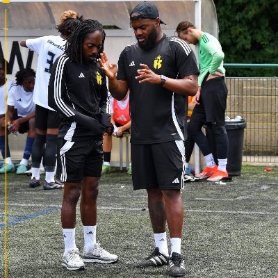 🔮🧙🏿♂️⚽️📚🧠
Football is a microcosm of life and society. Open minded.