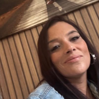 Tanya0896893671's profile picture. 