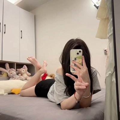#中山 04在校学生，个人可约线下！可以验证。宝宝可以私信我大号 @susu00461 注意⚠️此号不回复，有飞机的可以联系我飞机号 https://t.co/LIgETAL3b0