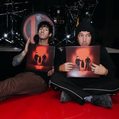 iamclxncy's profile picture. overcompensate #1 fan | #clikkietwt