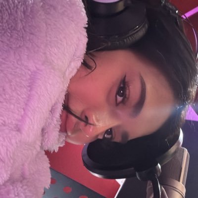 lesyelannes's profile picture. 