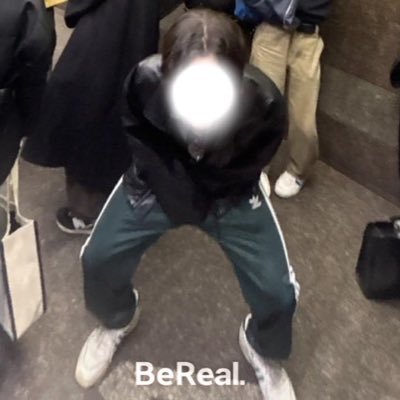 YARUSHIKANAI03's profile picture. 03