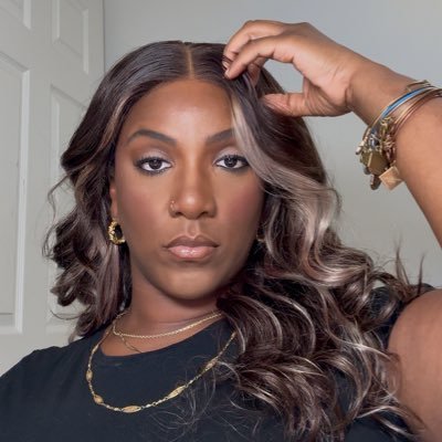 TandyShantea_'s profile picture. Midsize UGC Creator. 32. All things Fashion, Food, Face & More  Tandy.shantea@gmail.com