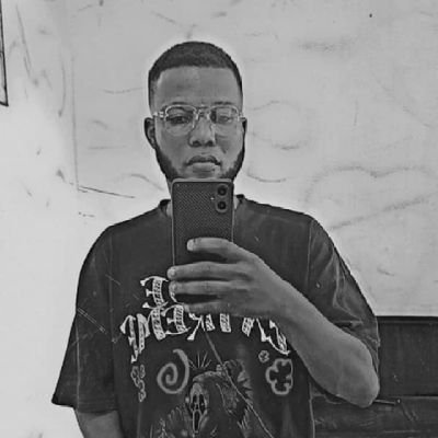 Love to make new friends 🤩 And also a professional Barber 💈 making you look so good 😊✌️
