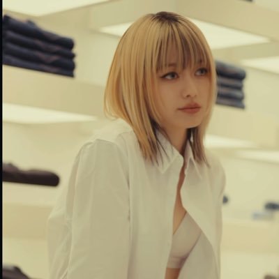 surdeinglaterr4's profile picture. Laughing Hick/WurtS/シンガーズハイ/Chevon┊︎atcoder🔰