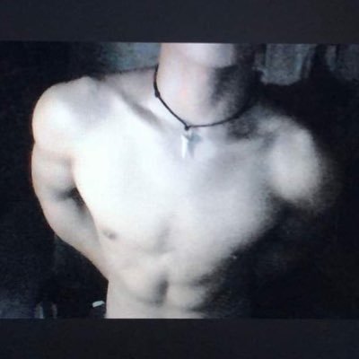 hi :) | avail tg: https://t.co/oBOE24ITr9 | teasers: https://t.co/JpnrotRpjW