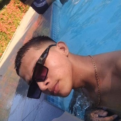 Daiki_jabami's profile picture. https://t.co/WCpMgYivn6
novinho safadinho pra realizar suas fantasias 😈,

😇 um anjinho 
19 aninhos ⚠️