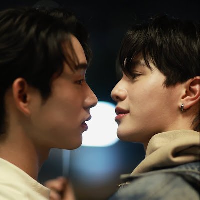 LoveSmiling23's profile picture. 