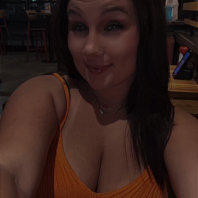 Let’s have some fun! posting new content daily at the link in my bio 🌶️🥵🤭 I take custom requests 🤪 Venmo: @kenzieeallofmee