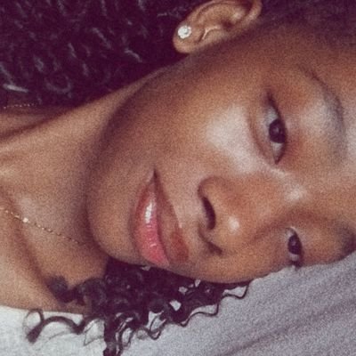 fexy_rr's profile picture. WordPress Web Designer | I build sleek, high-converting websites for brands & businesses | Medical student 🤚 | Open to collabs & client work| DM to work 📌