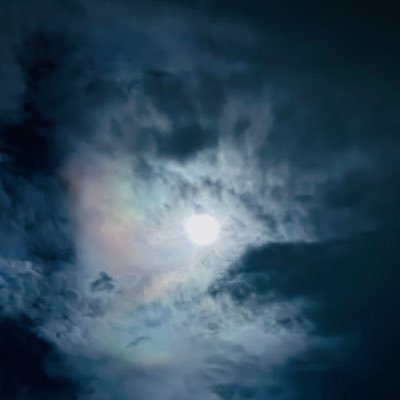 Clau_withyou's profile picture. 