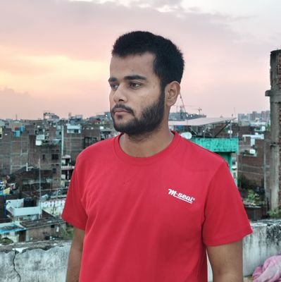 Holly_Raushan's profile picture. 