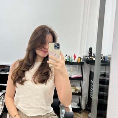 જ⁀➴ i love being a girl ᡣ𐭩
