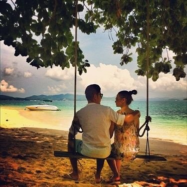 เราคู่2วัยไม่แลก ช.เป็นหนุ่มใหญ่ ดูดี ญ.วัยเอ๊าะ หุ่นดีชอบท่องเที่ยว อยากลองหาประสบการณ์ใหม่ๆ ตื่นเต้น ใครชอบแนวนี้ทักมาคุยกันได้ครับ