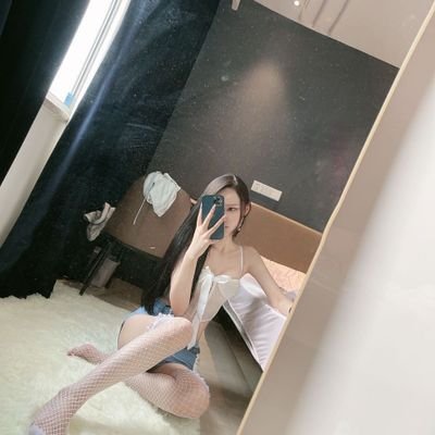 よろしくお願いします(〃^▽^〃)フォローしてくれるとうれしいです!DMでお話しましょう!❣💕友達を作りたいです(^◇^)一緒にカフェ巡りしたり、おしゃべりしたりしませんか?良い友達になれると思います。楽しみだわ!('▽')