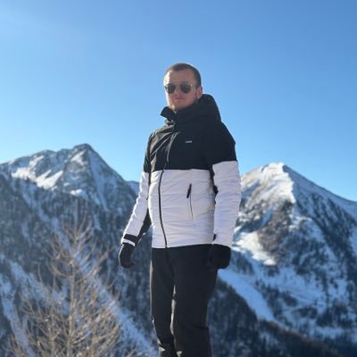 🎂 23 👮‍♂️🇫🇷 👨‍💻 Founder https://t.co/TKm9zWtyZE ✈️🌍 : 🇫🇷🇬🇷🇮🇹🏴󠁧󠁢󠁥󠁮󠁧󠁿🇪🇸🇨🇭🇺🇸🇫🇮