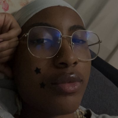 CS student💻. opened-minded. 🇨🇲👻: https://t.co/6L7rigtgNQ