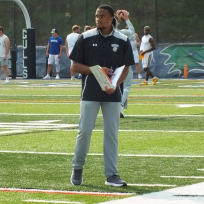 DBs Coach @MUcougarsFB | Union ‘25 | Recruiting: MD, PA: Chester County, NJ: Camden, Atlantic, Gloucester | Recruit Questionnaire https://t.co/Z5Q4kaKQG7