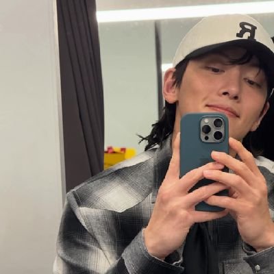 Marisa_curt's profile picture. where am i