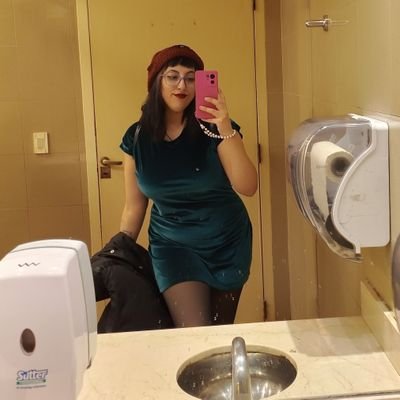 m_maicena's profile picture. para qué mentirte? no puedo más actuar