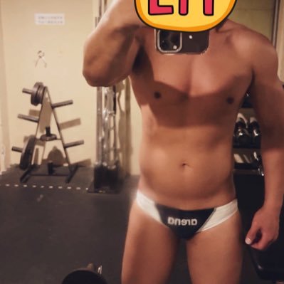 darkmuscle2023's profile picture. Taipei/171/72/top/bisexual. ✈️🚬 🧊hifun sl || HIV陰性 || 2劑猴痘 || 乳頭是開關 #三角泳褲控 #安全性愛 #競パン #雙性戀  #speedo #gx3