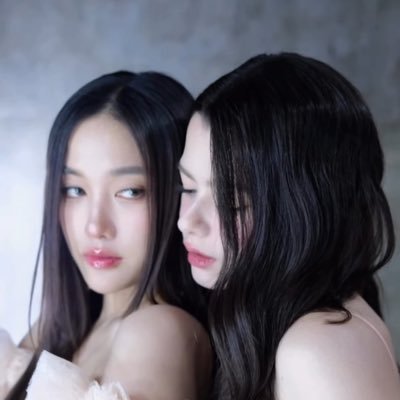 Queen never cries💅 Supporting for FreenBecky from Vietnam 🇻🇳 Always manifest all the awards🏆🏆🏆 #ฟรีนเบค #FreenBecky🐰🦦 #srchafreen🌷#beckysangels 🧚♀️