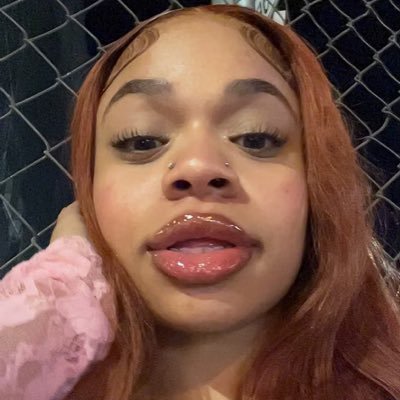 27 years old Scottish Milf 🫶🏾 A I like to get high & horny 😮💨 I'll block ur ass if u send me pics! 🍆feeling risky? try it 🥰 human garbage