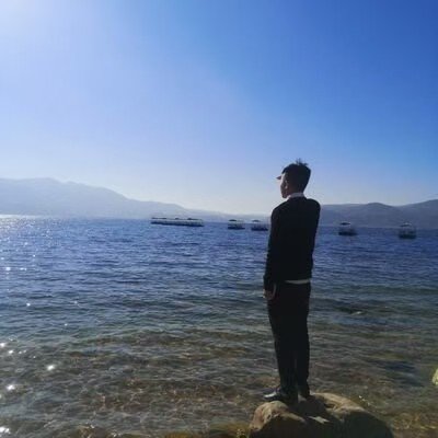 wu010110's profile picture. 