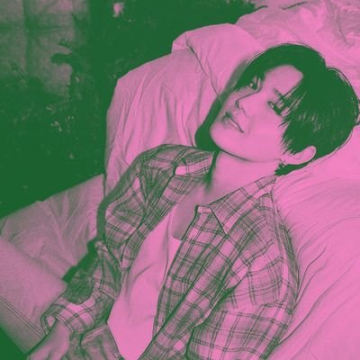 Day6, khh, banyak WayV, kadang Nct, Kadang Trejo, sisanya nanonano = Telurkilogram {CyberAcc}