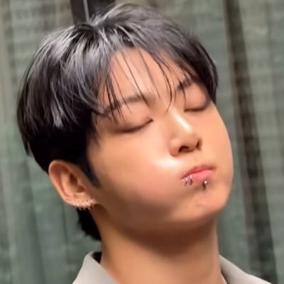 🐋 𝟕 ⸝ ⸝ | #วีเควีรีวิว | #กอวภจ #กอวนอบอ | #จอนพัมใจดี︵︵₊˚⊹. ♡̶🌙 You’ve shown me I have reasons I should love myself I do believe your galaxy รักน้องจองกุก ✮