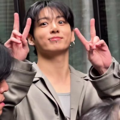 She/Her | 🐯🐰| Eunwoo | IU | BKDK | OffGun | BokuAka | F**k hybe |🇮🇹 🍕 🐈⬛